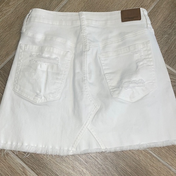 American Eagle white jean skirt - Picture 2 of 2